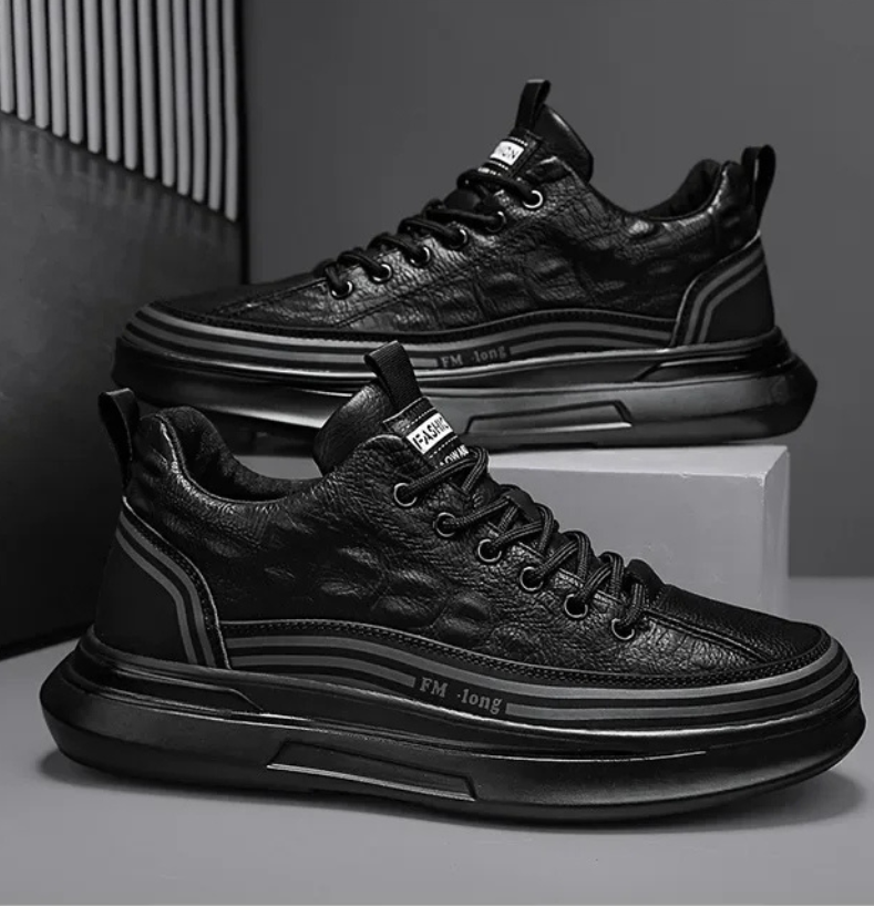 Lässiger Sneaker aus echtem Leder CityStride